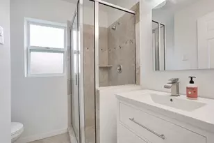 5725 Padgett Cir, Orlando, FL 32839 - Photo 17