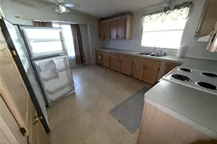2637 Einwood Dr, Kissimmee, FL 34758 - Photo 7