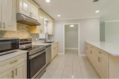 6814 Nawadaha Boulevard, Orlando, FL 32818 - Photo 15
