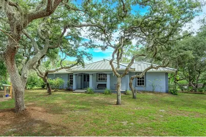 17249 Holly Court, Umatilla, FL 32784 - Photo 1