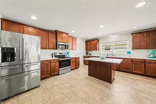 503 W Leah Ct, Fruitland Park, FL 34731 - Photo 11