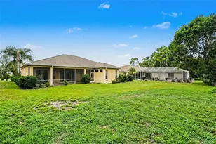 13387 Newcastle Ave, Spring Hill, FL 34609 - Photo 33