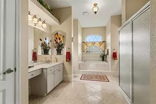 13387 Newcastle Ave, Spring Hill, FL 34609 - Photo 27