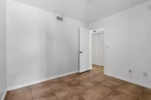 2016 Royal Bay Blvd, Kissimmee, FL 34746 - Photo 11