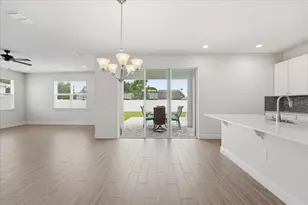 819 Lowood Ct, Orlando, FL 32825 - Photo 13