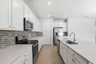 819 Lowood Ct, Orlando, FL 32825 - Photo 17