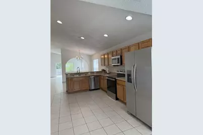 2041 Newtown Road, Groveland, FL 34736 - Photo 3