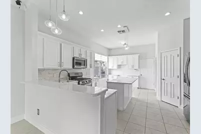 10513 Holly Crest Drive, Orlando, FL 32836 - Photo 7
