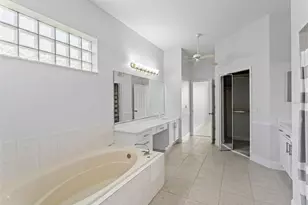 10513 Holly Crest Dr, Orlando, FL 32836 - Photo 15