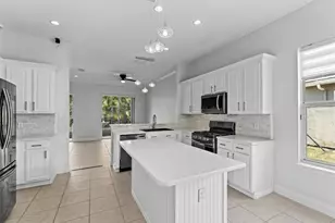 10513 Holly Crest Dr, Orlando, FL 32836 - Photo 11