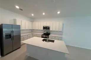 3151 Kurtz Ter, Davenport, FL 33837 - Photo 3