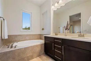 9037 Laureate Blvd, Orlando, FL 32827 - Photo 37