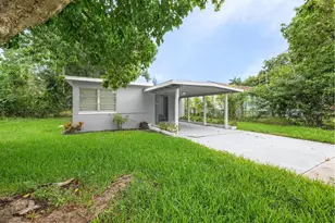 57 Cabana Ave, North Fort Myers, FL 33903 - Photo 1