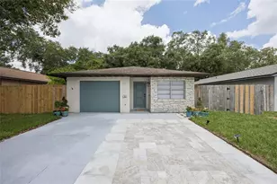 536 Hibiscus Way, Orlando, FL 32807 - Photo 1