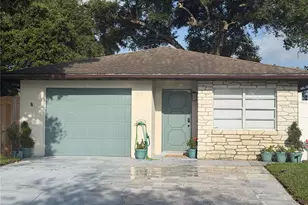 536 Hibiscus Way, Orlando, FL 32807 - Photo 1