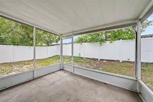 4803 Dunquin Pl, Tampa, FL 33610 - Photo 19