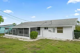 816 Oakmont Ave, Sun City Center, FL 33573 - Photo 31