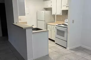 6028 Westgate Dr, Orlando, FL 32835 - Photo 7