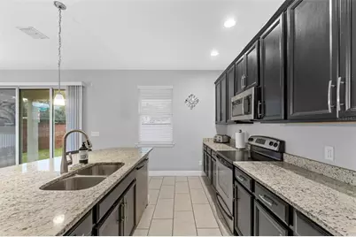 206 Aberdeen St, Davenport, FL 33896 - Photo 13