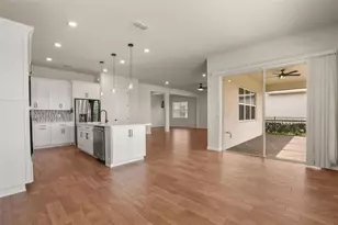 13865 Destin Bch Ln, Orlando, FL 32827 - Photo 23