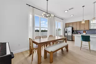701 Dennis Ave, Orlando, FL 32807 - Photo 5