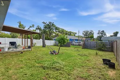 14584 20th St, Dade City, FL 33523 - Photo 17
