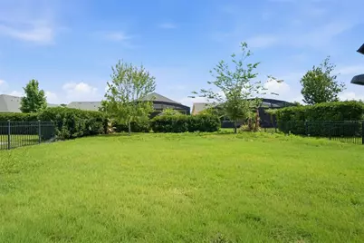 5027 E Fountainwood Drive, Saint Cloud, FL 34772 - Photo 13