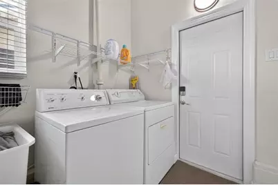 825 46th Street N #B, Saint Petersburg, FL 33713 - Photo 15