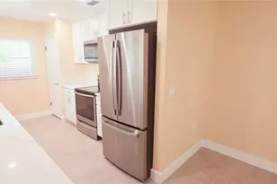 1954 Deerfield Dr, Lakeland, FL 33813 - Photo 3