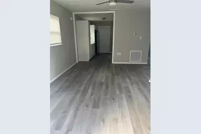 1422 N Tremain Street, Mount Dora, FL 32757 - Photo 3