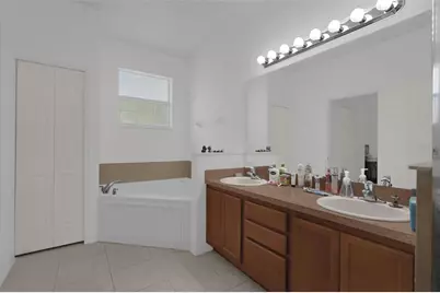 3940 Heathcote Drive, Orlando, FL 32829 - Photo 13