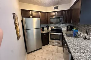 3766 Southpointe Dr, Orlando, FL 32822 - Photo 9