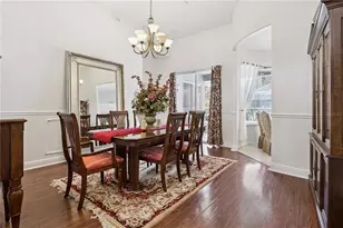710 Regina Cir, Oakland, FL 34787 - Photo 3