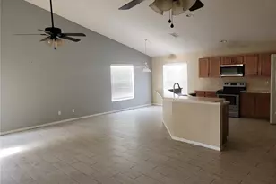 1142 Bluegrass Dr, Groveland, FL 34736 - Photo 3