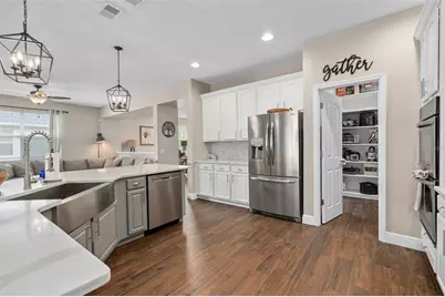 2438 Wild Tamarind Boulevard, Orlando, FL 32828 - Photo 13