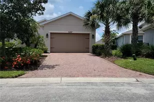 3497 Fallbrook Dr, Kissimmee, FL 34759 - Photo 1