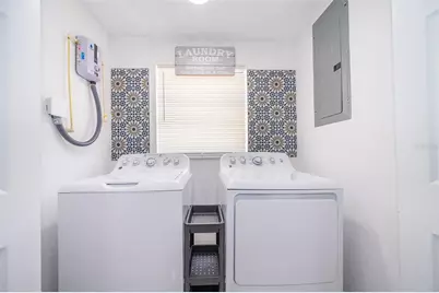 5815 Wolf Road, Orlando, FL 32808 - Photo 25