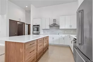 7906 Napoleon St, Orlando, FL 32825 - Photo 9