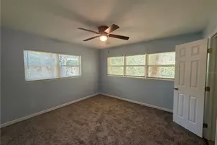 123 NW 26th St, Gainesville, FL 32607 - Photo 5