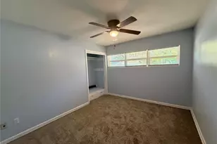 123 NW 26th St, Gainesville, FL 32607 - Photo 9