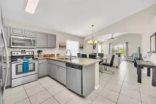 606 Balmoral Dr, Davenport, FL 33896 - Photo 11