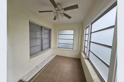 6344 Glencoe Avenue, Sarasota, FL 34231 - Photo 11