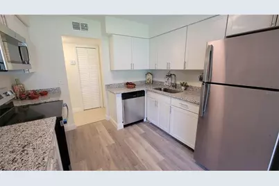 4403 S Semoran Boulevard #6, Orlando, FL 32822 - Photo 11