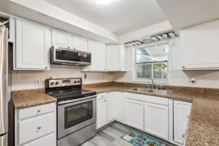 4035 Wendy Dr, Orlando, FL 32808 - Photo 9