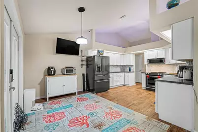 6350 Biltmore Avenue, Webster, FL 33597 - Photo 15