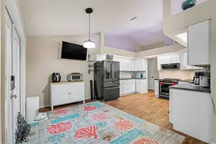 6350 Biltmore Ave, Webster, FL 33597 - Photo 15