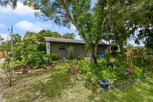 2036 Lake View Ave, Chuluota, FL 32766 - Photo 9