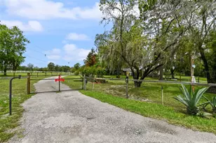 2036 Lake View Ave, Chuluota, FL 32766 - Photo 5