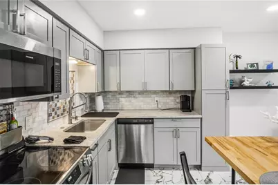 416 73rd Avenue N #207, Saint Petersburg, FL 33702 - Photo 5