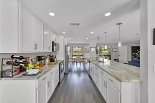 3021 Plaza Terrace Dr, Orlando, FL 32803 - Photo 11